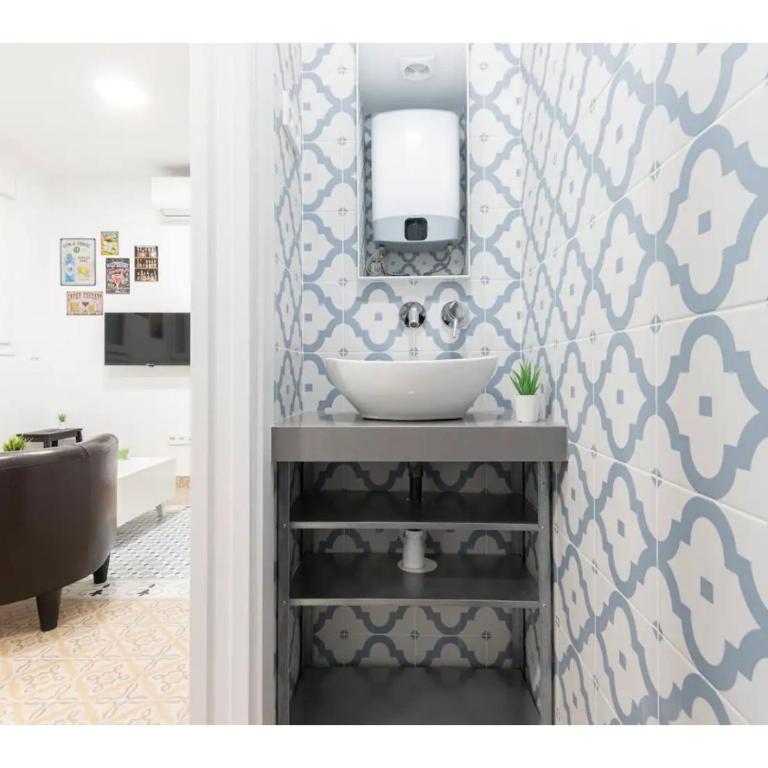 Acogedor y silencioso estudio M1 Embajadores - One-Bedroom Apartment - 18