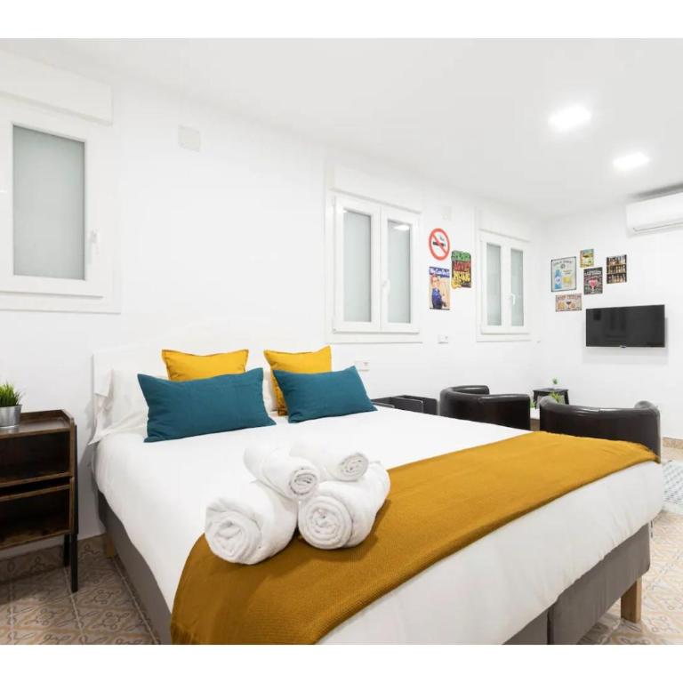 Acogedor y silencioso estudio M1 Embajadores - One-Bedroom Apartment - 1