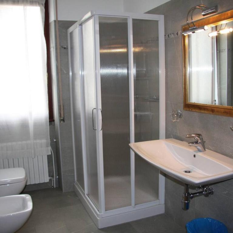 Trilocale in centro Baveno con giardino - Appartamento con 2 Camere da Letto - 13
