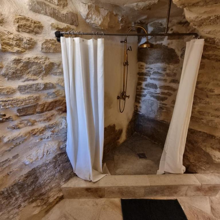 Maison au centre du village de Gordes avec vue incroyable - Haus mit 6 Schlafzimmern - 25