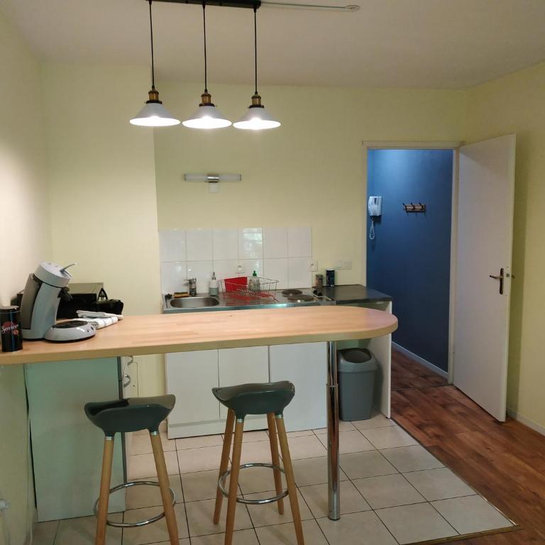 Bonvallet - Studio paisible et chaleureux avec balcon - Studio Standard - 4