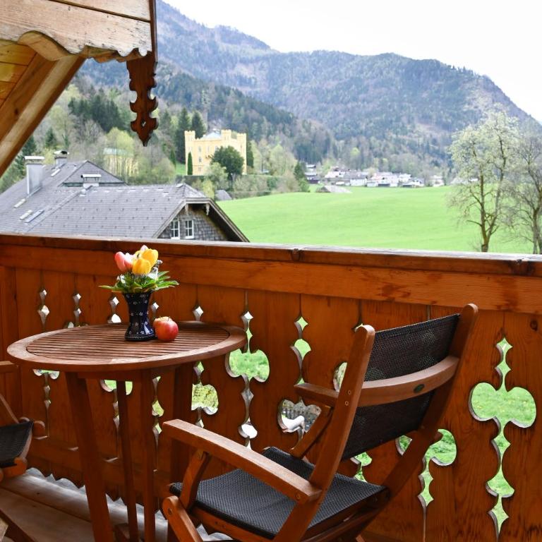 Ferienwohnung Dichtlbauer - Apartment with Balcony - 1