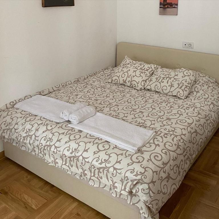 Apartmani CENTAR Vrnjacka Banja & Free Parking - Studio with Balcony - 24