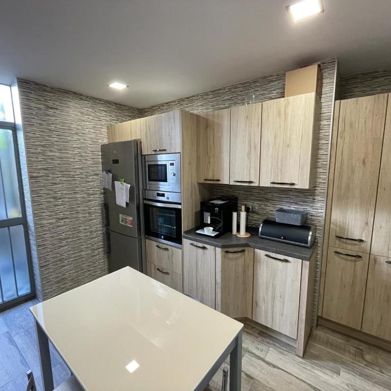 Precioso y renovado apartamento cerca de la playa - Apartamento de 2 dormitorios - 10