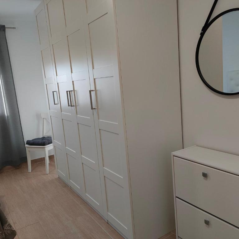 Agradable casa adosada con piscina - Two-Bedroom House - 6