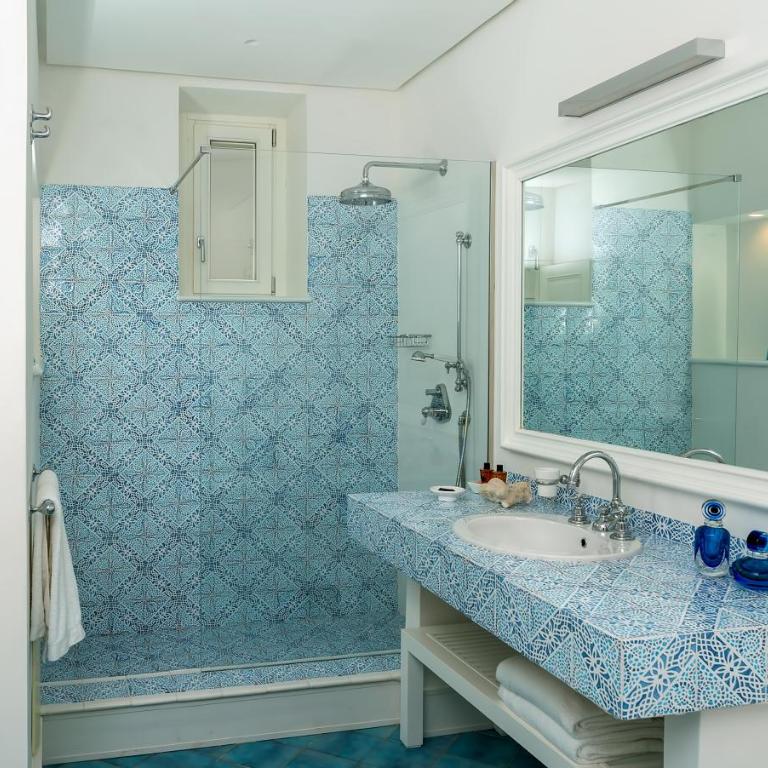 Villa Arabella - Three-Bedroom Villa - 34