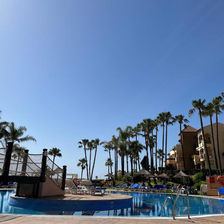 Fantástico Apartamento con vistas al mar zona Club la Costa Castillo Fuengirola - Apartamento de 1 dormitorio - 22