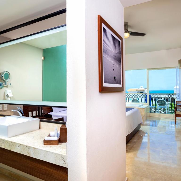 Crown Paradise Golden All Inclusive Resort - Adults Only - King Suite - 3