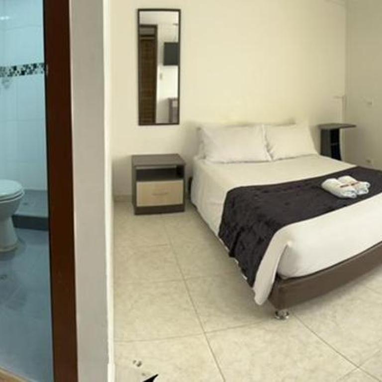 HOTEL EMBASSY STAR - Habitación Doble Estándar - 7