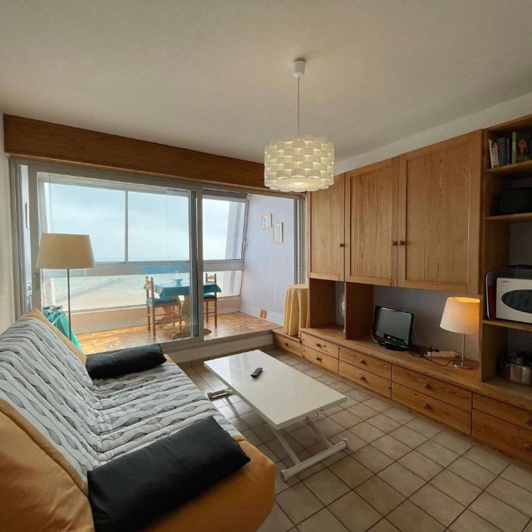 Studio à St-Jean-de-Monts, avec parking, balcon et vue mer - FR-1-224C-201 - Apartment - 1