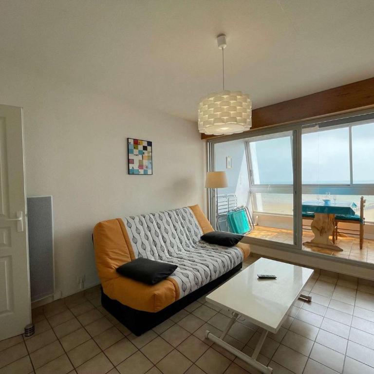 Studio à St-Jean-de-Monts, avec parking, balcon et vue mer - FR-1-224C-201 - Apartment - 2