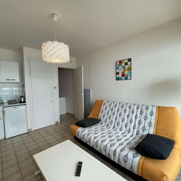 Studio à St-Jean-de-Monts, avec parking, balcon et vue mer - FR-1-224C-201 - Apartment - 3