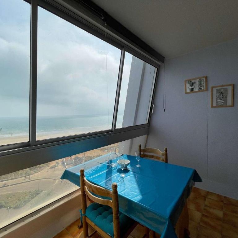 Studio à St-Jean-de-Monts, avec parking, balcon et vue mer - FR-1-224C-201 - Apartment - 7