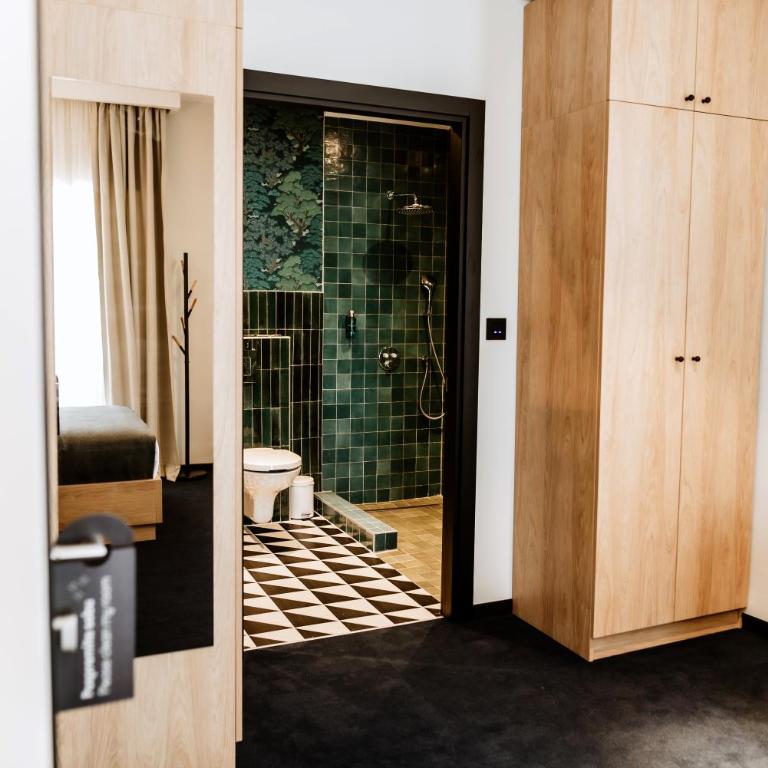 Hotel Septembar - Single Room - Disability Access - 4