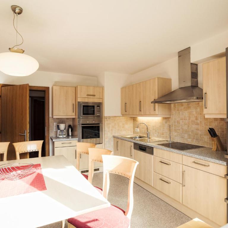 Fiechtl-Apartments - Apartment mit 4 Schlafzimmern - 32