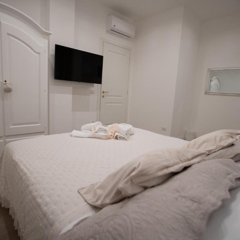 Suite Imperiale Colosseo - Appartamento con 3 Camere da Letto - 10