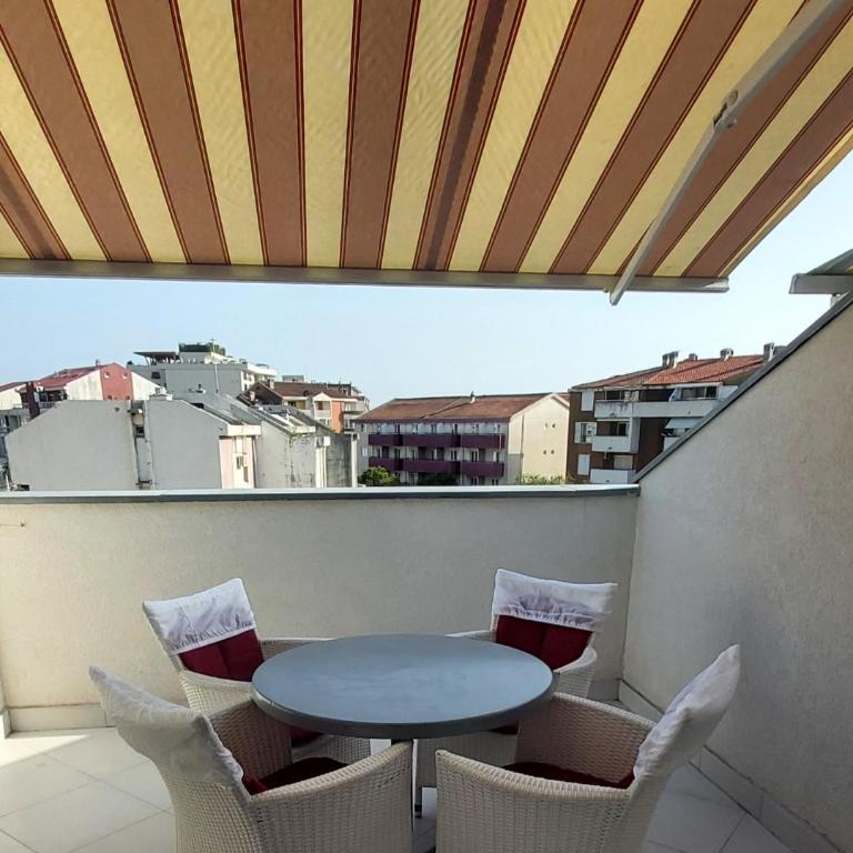 Sunčani apartman 1-Vila Amfora - Apartment with Terrace - 9