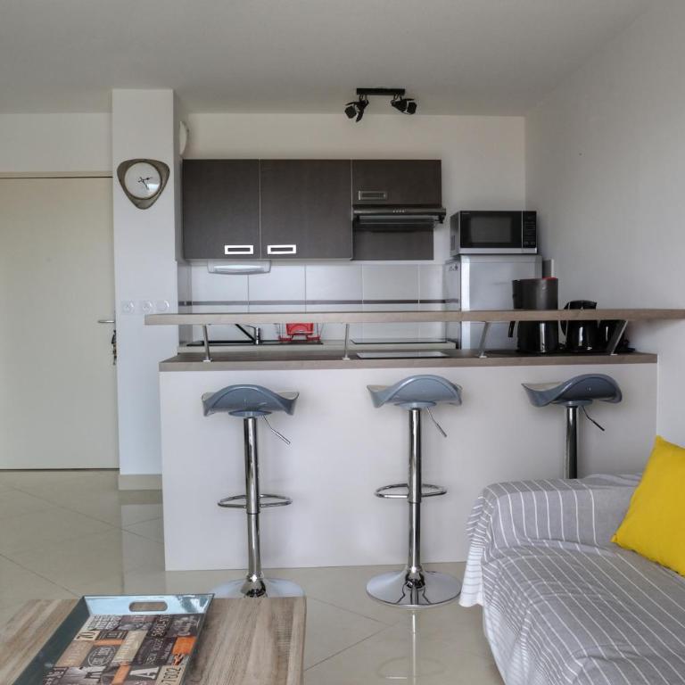 T2 moderne avec terrasse proche de la plage - Apartamento de 1 dormitorio con terraza - 3