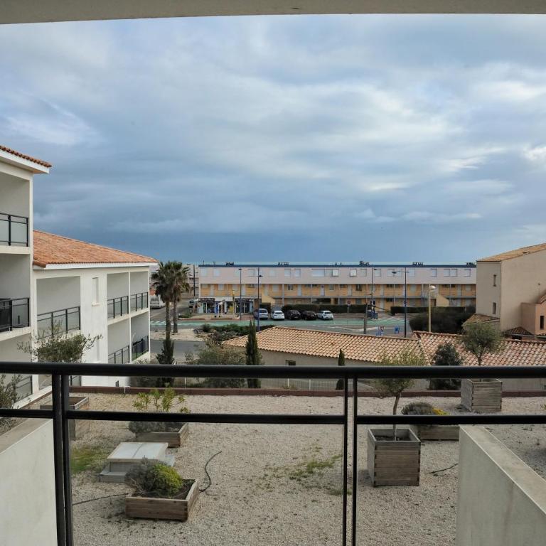 T2 moderne avec terrasse proche de la plage - Apartamento de 1 dormitorio con terraza - 10