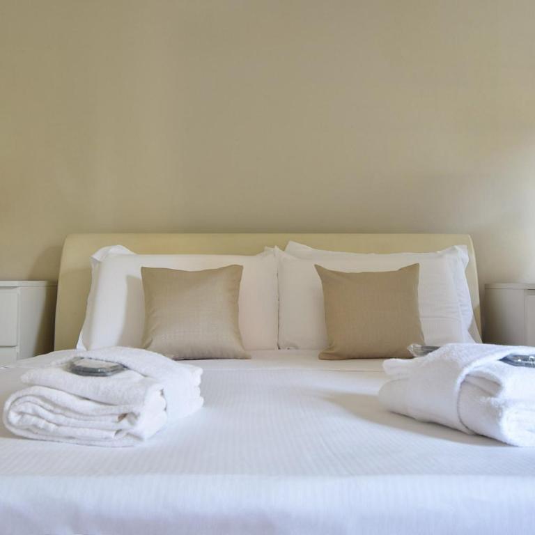 Welc-oM Casa Anna - Appartamento con 2 Camere da Letto - Via Seminario, 8 - 12