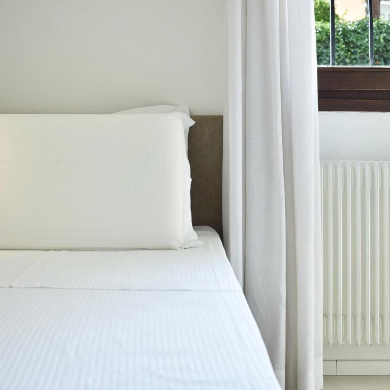 Welc-oM Casa Anna - Appartamento con 2 Camere da Letto - Via Seminario, 8 - 16