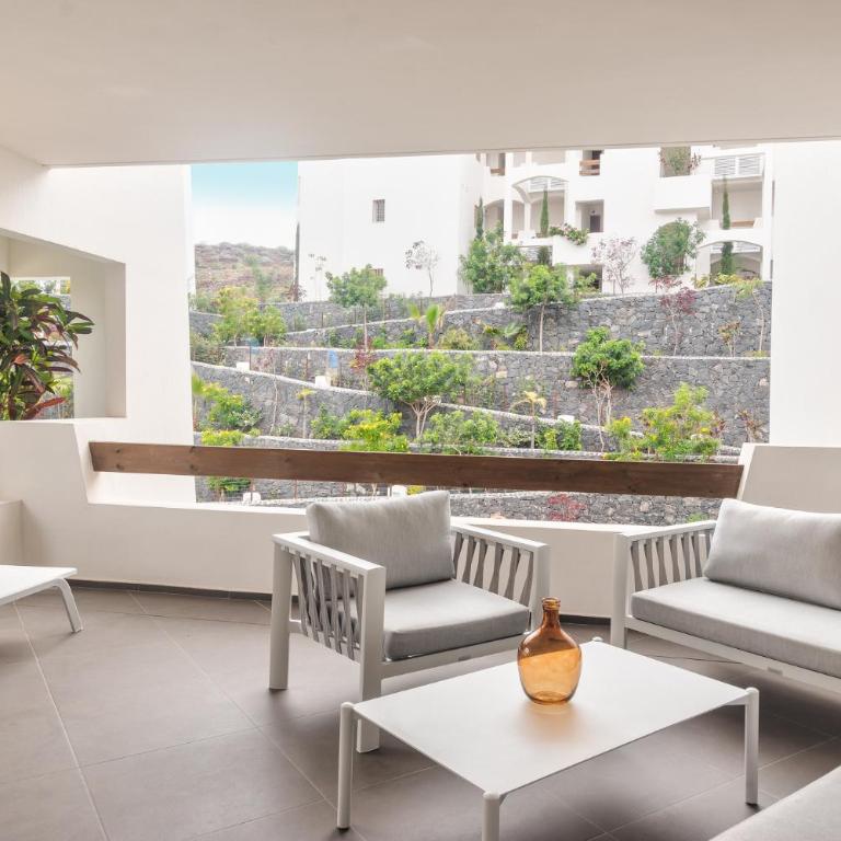 Ancor 1-1 POOL VIEW 2B - Two-Bedroom House - 2