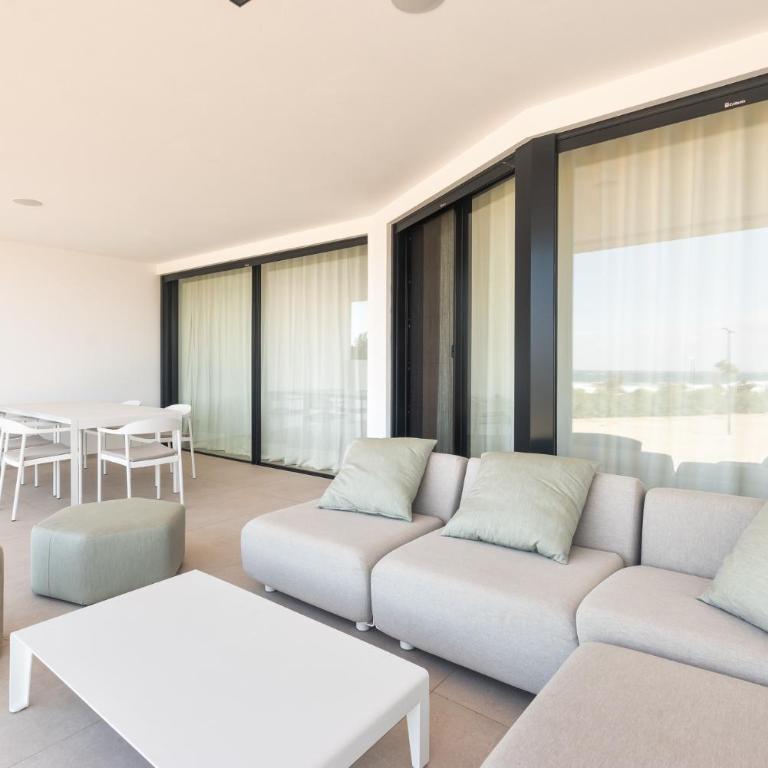 Infinity 0-8 LUXE SEA VIEW 2B - Two-Bedroom House - 10