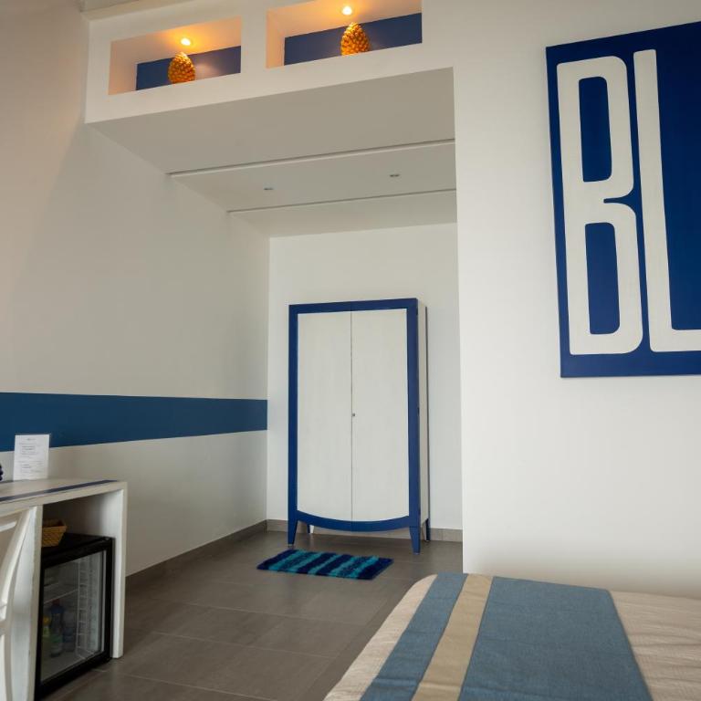 B&B Kolors - Camera Familiare con Doccia - 2