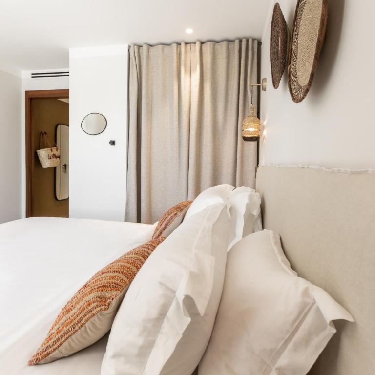 Le Mirage - EAST-SIDE Room - 4