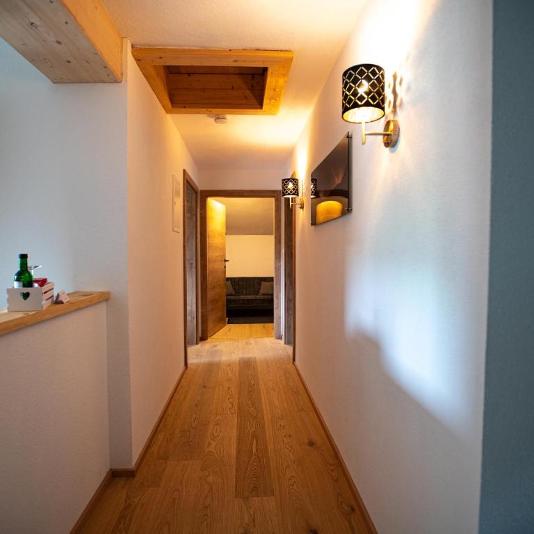 Haus Almrausch - Apartment mit Balkon - 9