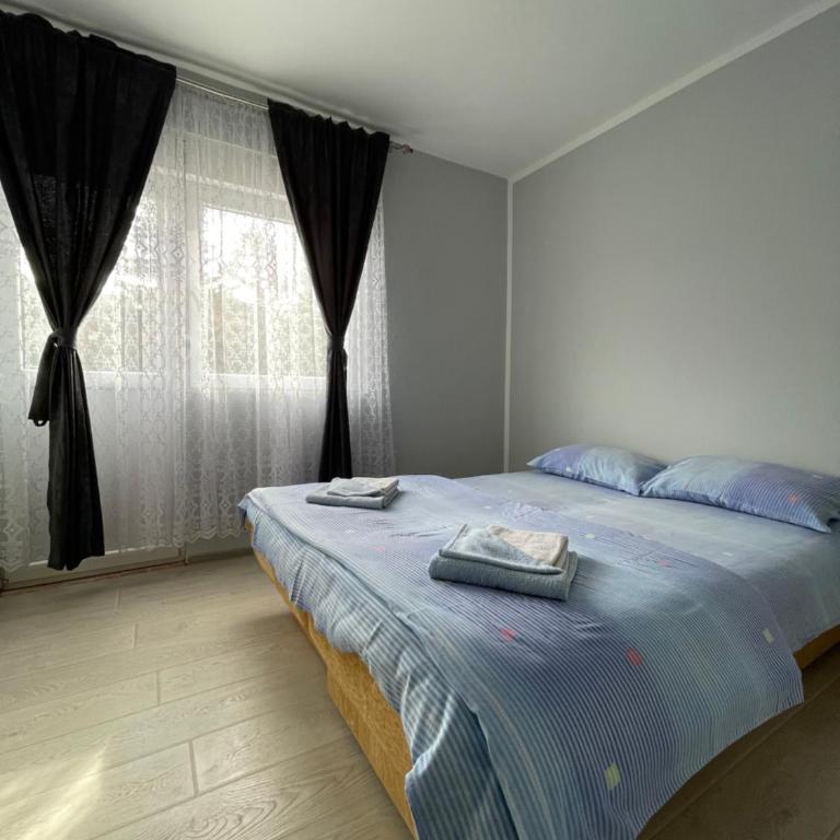 Apartments Lalović - Standard Double Room with Shared Bathroom - 4