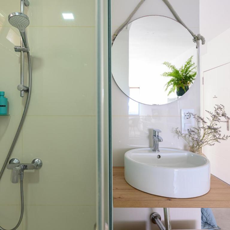 Stylish Sea View Accommodation Las Canteras - Estudio - 14