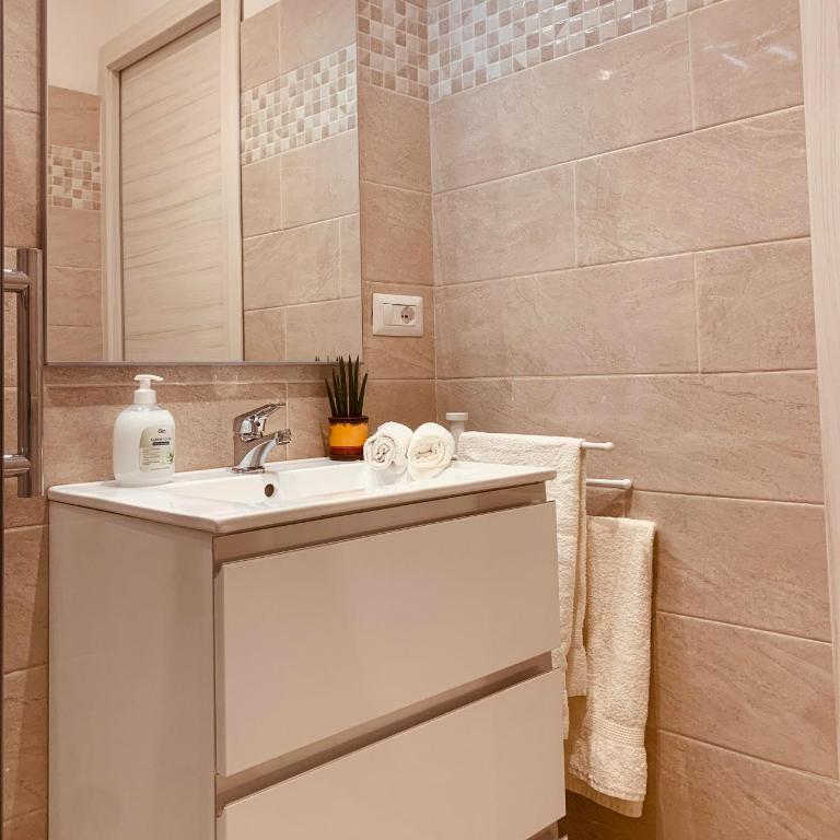CASA VACANZE LA ROCCA - Appartamento Standard - 11