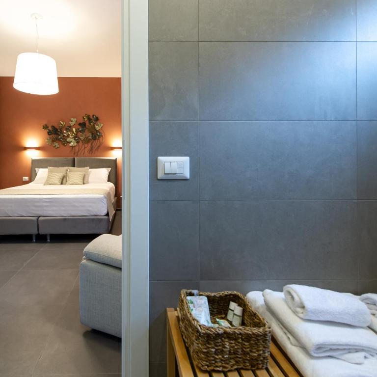 Clover - 13 Piazza Pio XI - Appartamento con 2 Camere da Letto - 27