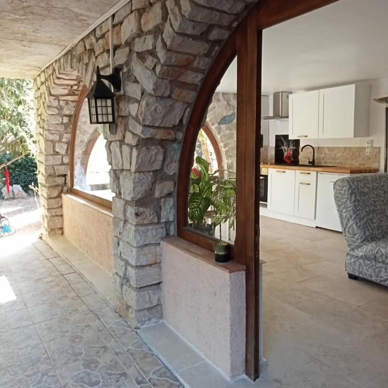 Bas de villa au chant des cigales - Appartement 1 Chambre - 35