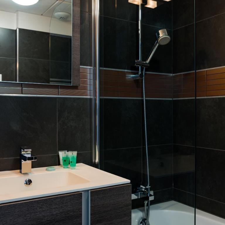 Lagrange Vacances Les Patios Eugénie - Studio (2 Adultes) - 3