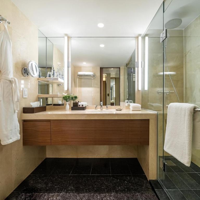 Hyatt Regency Mexico City - Habitación Regency Club - Cama extragrande - 2