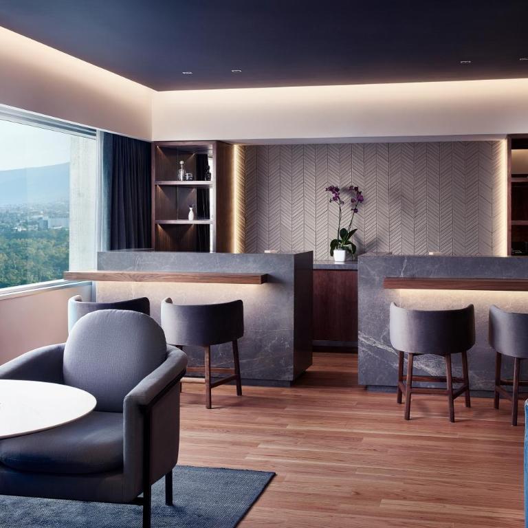 Hyatt Regency Mexico City - Habitación Regency Club - Cama extragrande - 4