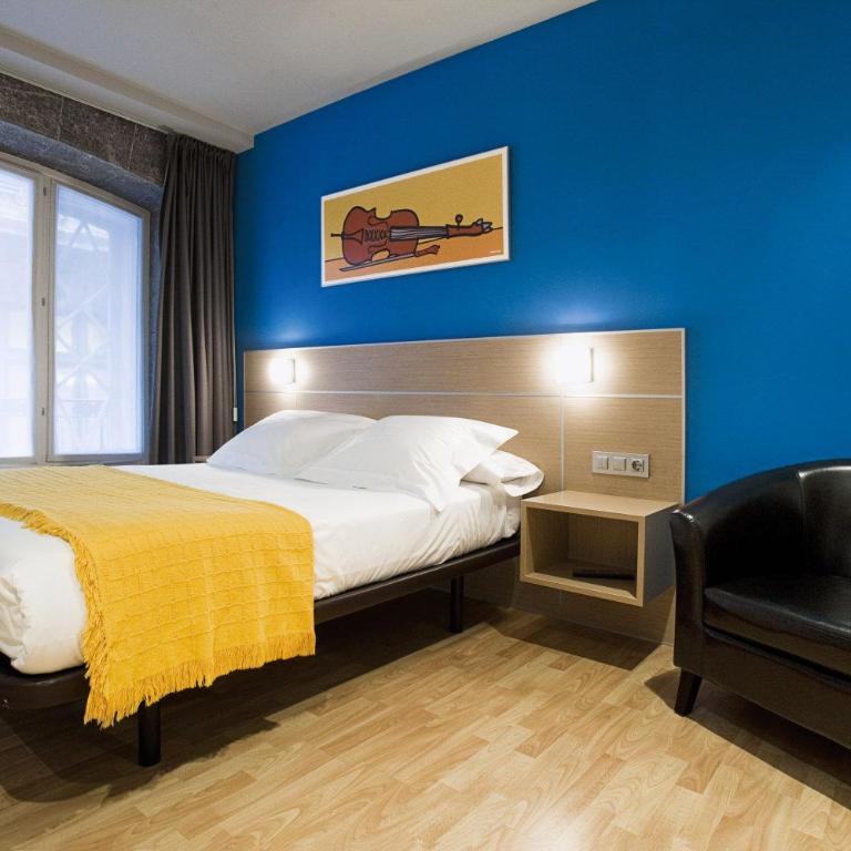 Casual Arriaga Bilbao - Deluxe Double Room with Balcony - 5