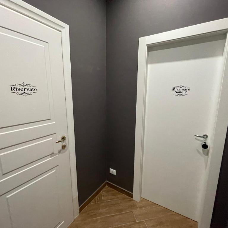 B&B Miramare Suite Borgo - Two-Bedroom Suite - 5