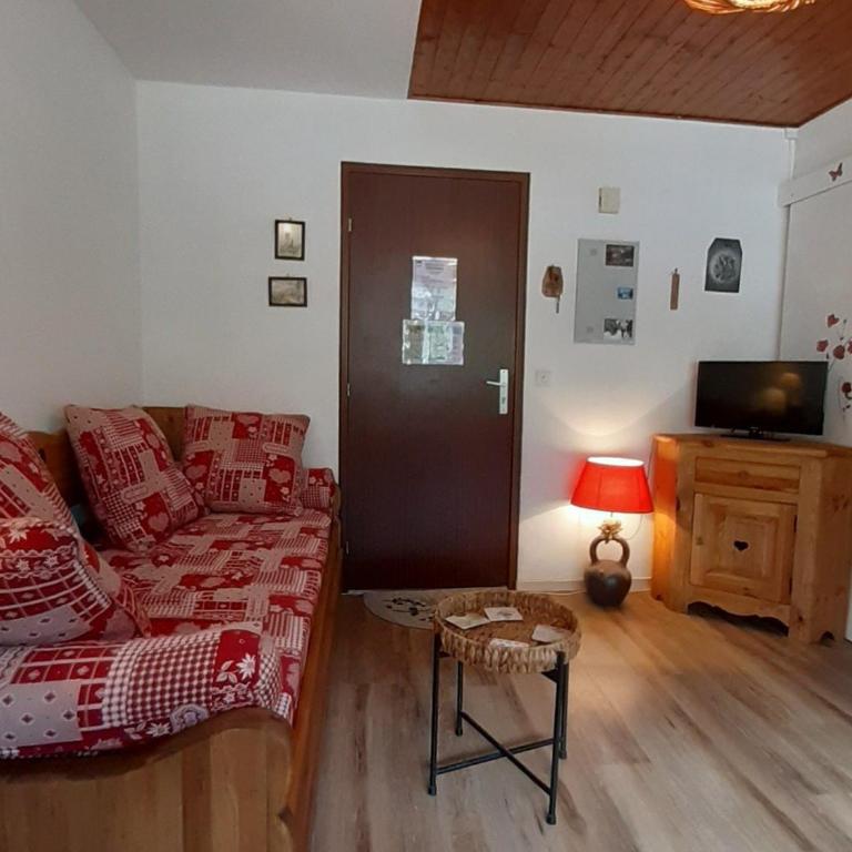 T2 calme avec parking et wifi à Chamonix - FR-1-517-64 - Apartamento - 1