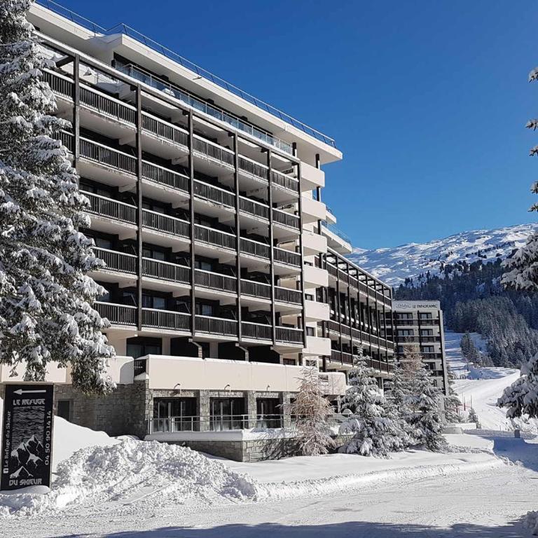 Appartement au pied des pistes avec piscine et parking - FR-1-425-189 - Appartement - 4