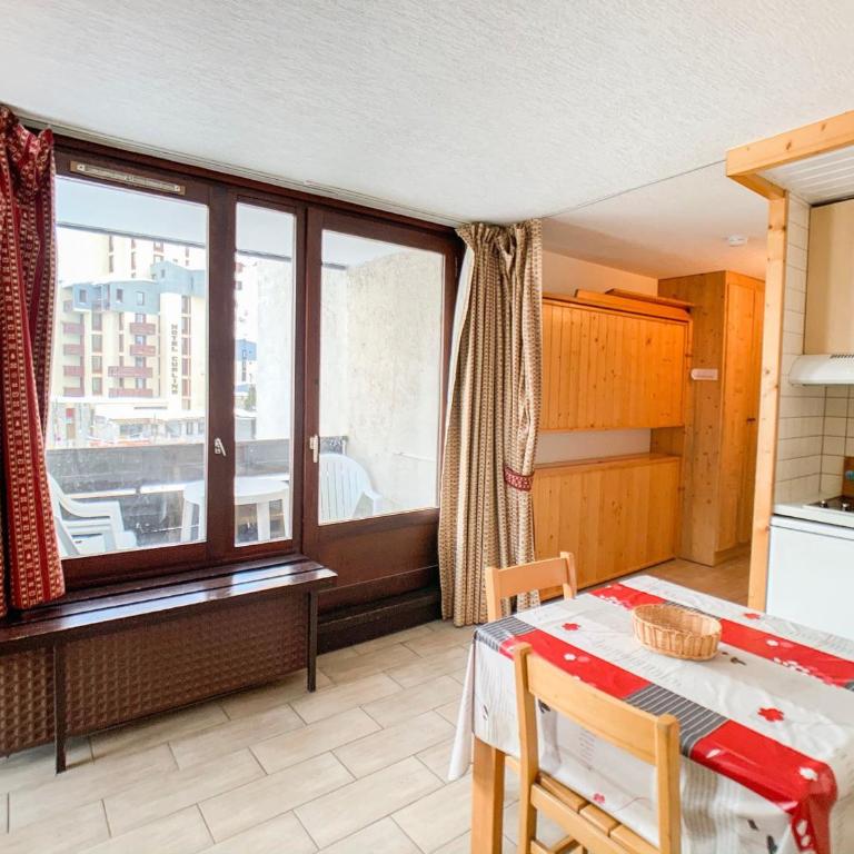 Studio rénové proche pistes et commerces avec balcon, animaux admis - FR-1-502-311 - Studio - 6