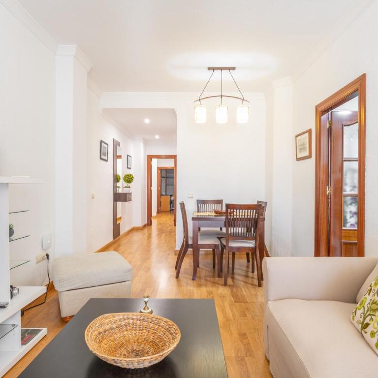 Apartamento Capuchinos Centro by Renthas - Apartamento de 2 dormitorios - 3