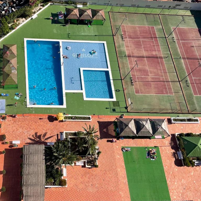 Sea View Apartment, 20th Floor, Pool at Levante Beach - One-Bedroom Apartment - 25