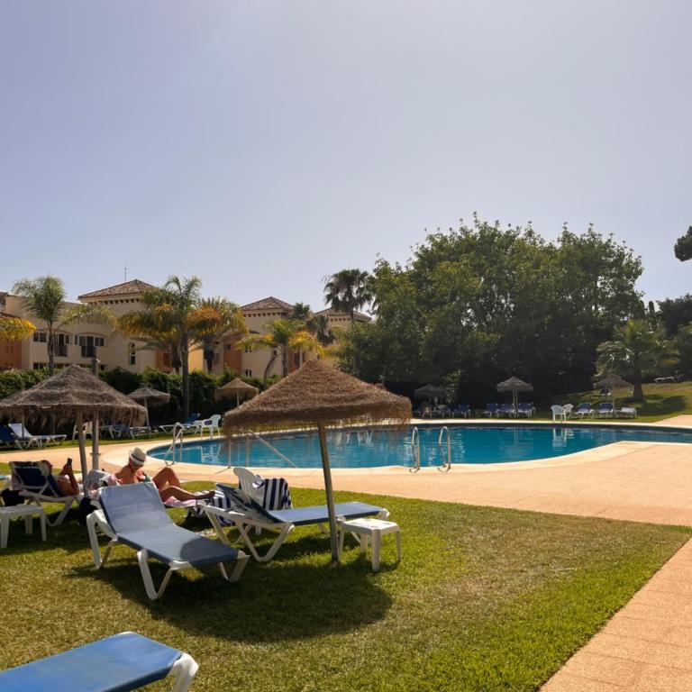 Vistas al Mar Marbella del Este - Apartamento de 1 dormitorio - 35