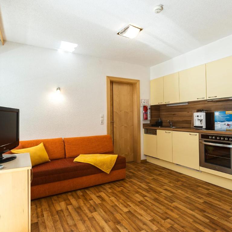 Apart Garni Astrada - Apartment mit 1 Schlafzimmer und Balkon - 13