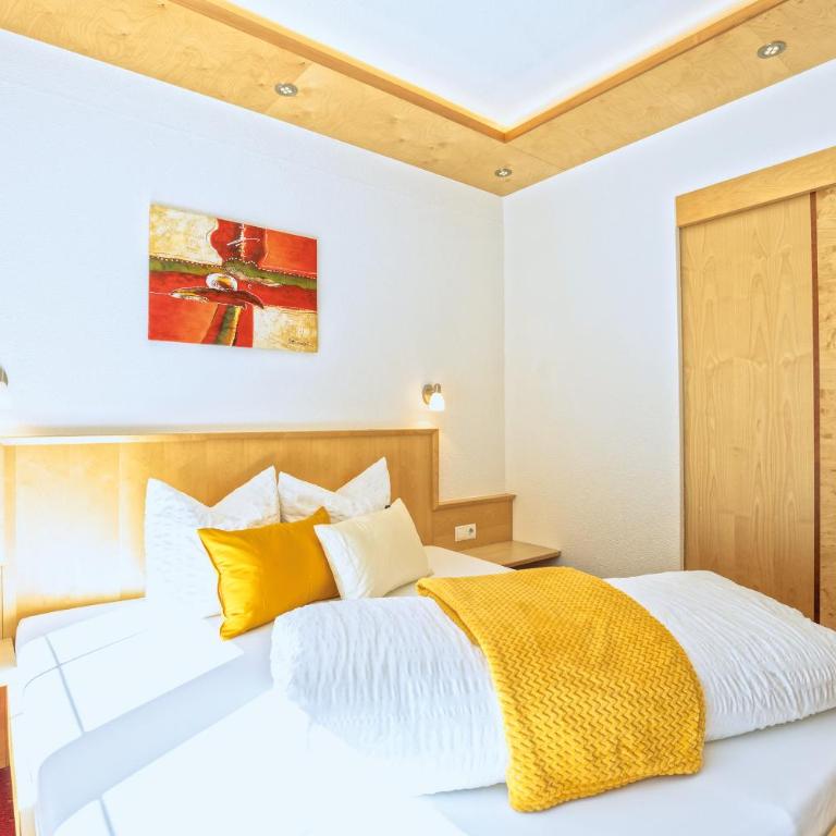 Apart Garni Astrada - Apartment mit 1 Schlafzimmer und Balkon - 1