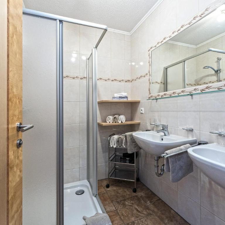 Apart Garni Astrada - Apartment mit 2 Schlafzimmern und Balkon - 5