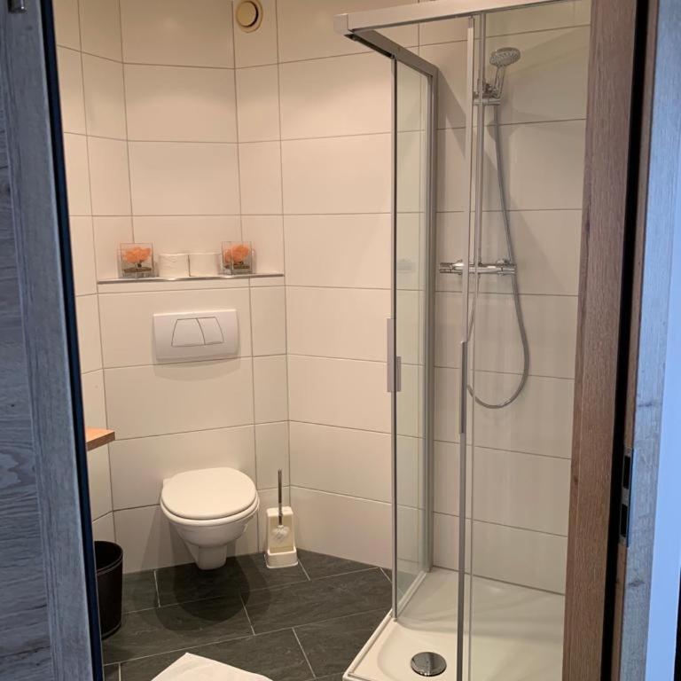 Clubhotel Götzens - Doppel-/Zweibettzimmer mit Balkon - 9